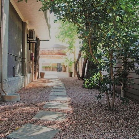 Palm Inn Guesthouse Onverwacht المظهر الخارجي الصورة